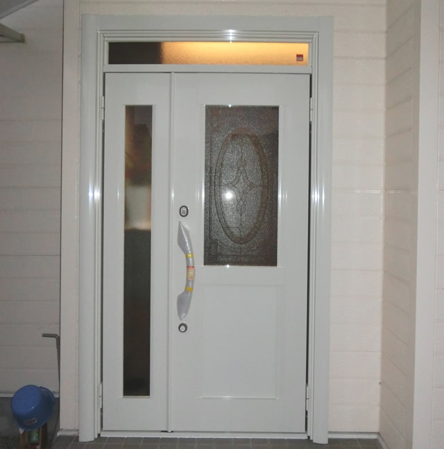 津島市 玄関ドアのリフォーム