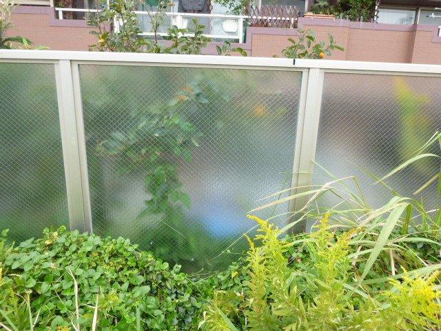 名古屋市中川区 風除けスクリーンのガラス修理