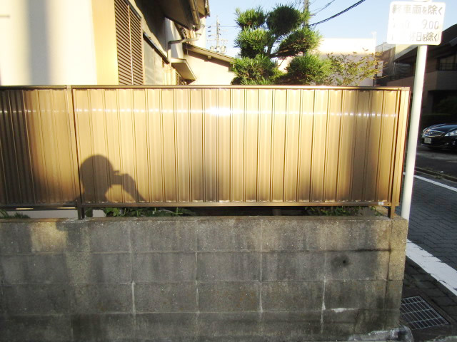 名古屋市港区 囲いフェンス取り替え修理 LIXIL