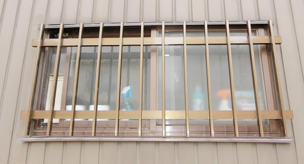 【面格子】名古屋市北区のＩ様邸へ面格子工事にお伺いしました！