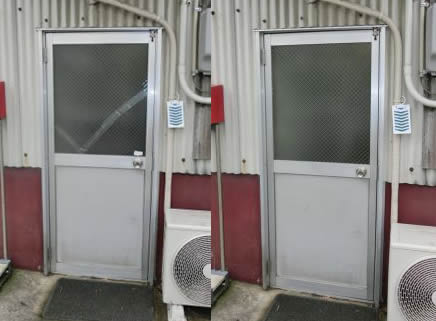 【工場ガラス修理】倉庫入口ドア（網入り型ガラス）の交換例 名古屋市