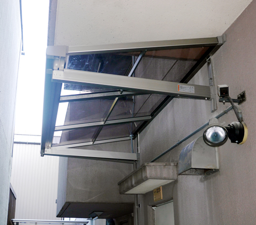 【テラス屋根】柱のないフラット屋根を施工しました！名古屋市西区