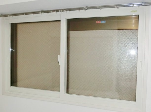 騒音対策　リクシル内窓インプラス　防犯対策にも効果的　名古屋市中区