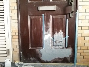 名古屋市東区 玄関ドアの凹み・キズ・変色のリペア補修