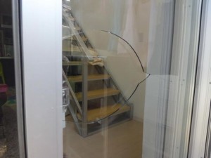 名古屋市中川区 ガラス修理